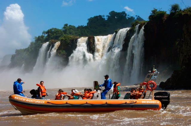 iguassu falls tour wild brazil